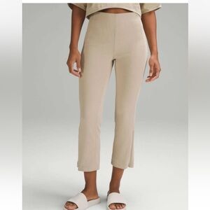 Lululemon Softstreme Ribbed Zip-Leg High-Rise Crop Pants 25” Tan Size 6